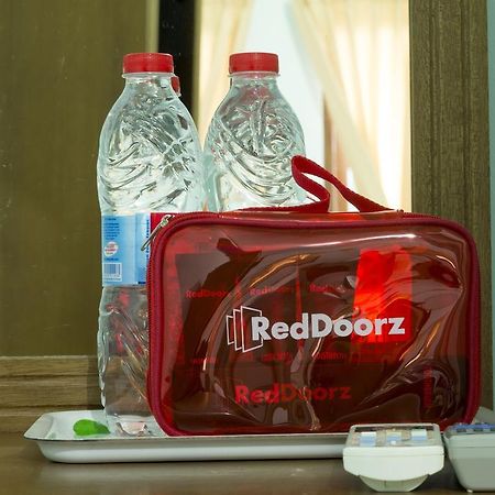 Reddoorz Near Cilandak Town Square Hotel Jakarta Exterior photo