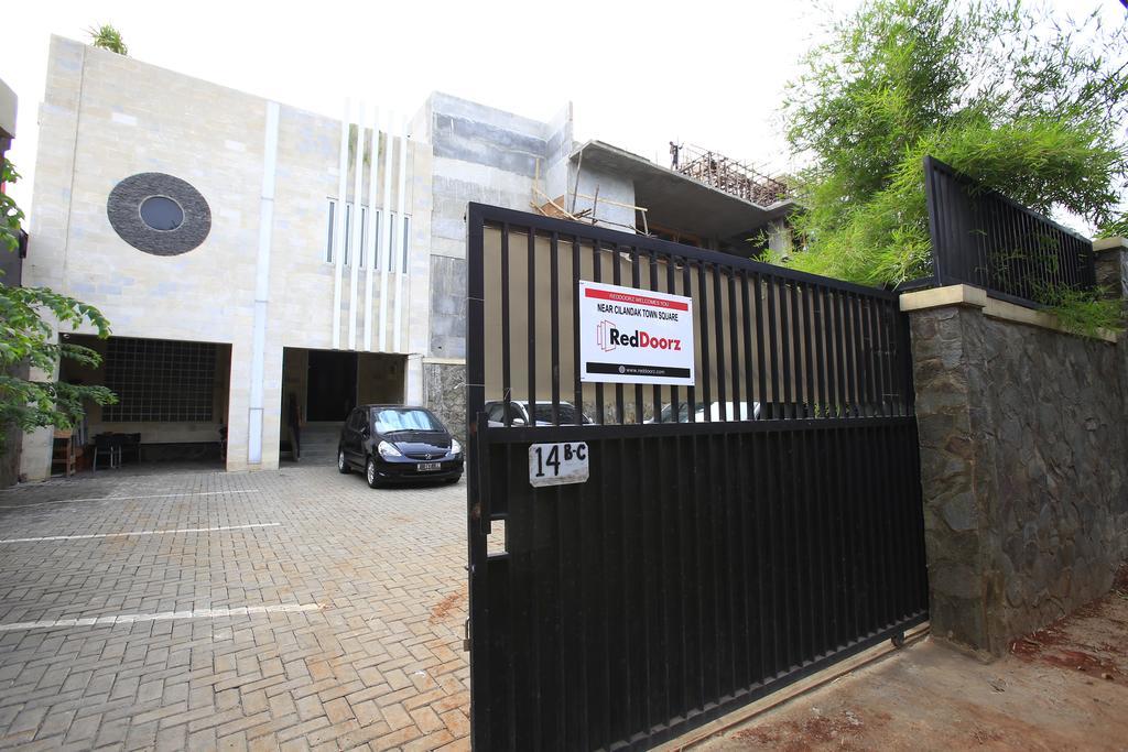 Reddoorz Near Cilandak Town Square Hotel Jakarta Exterior photo