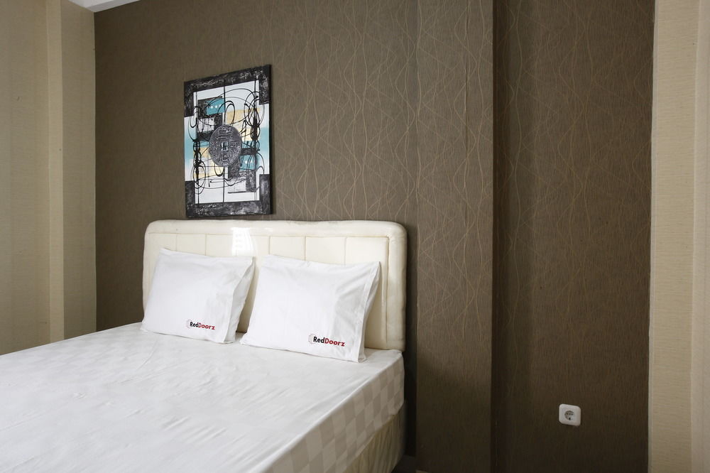 Reddoorz Near Cilandak Town Square Hotel Jakarta Exterior photo